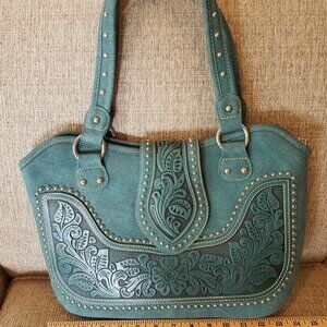 NEW Montana West Tooled Concealed Carry Shoulder Bag New NWOT with holster
